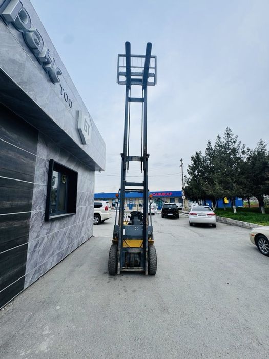 Погрузчик вилочный кара автокара