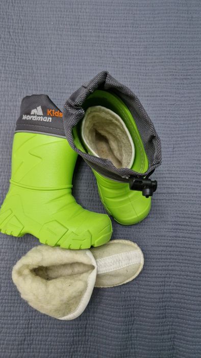 Детские резиновые сапоги