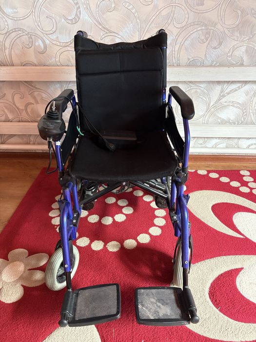 Инвалидная коляска