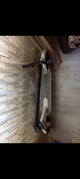 Продаю электросамокат