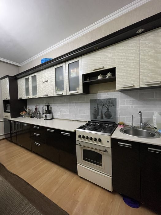 Кухонный гарнитур