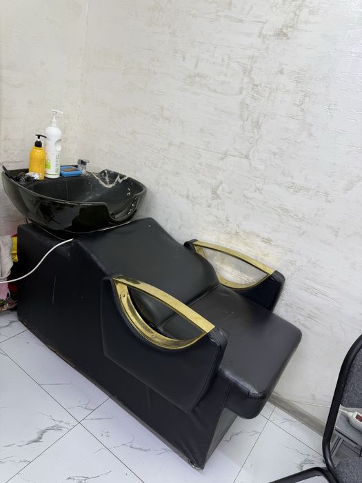 Проедается паркимахерская мойка