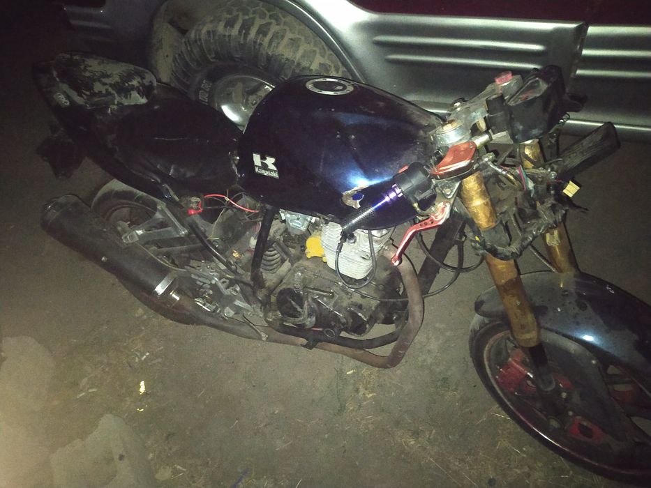 Это мотоцикл kawasaki