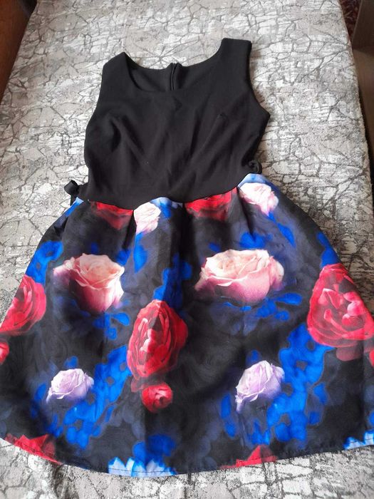 Официална къса рокля