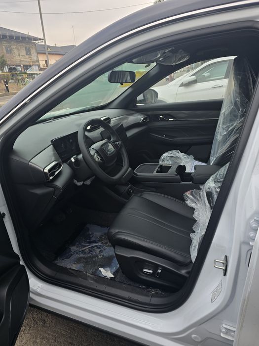 Dongfeng L7 electrocar