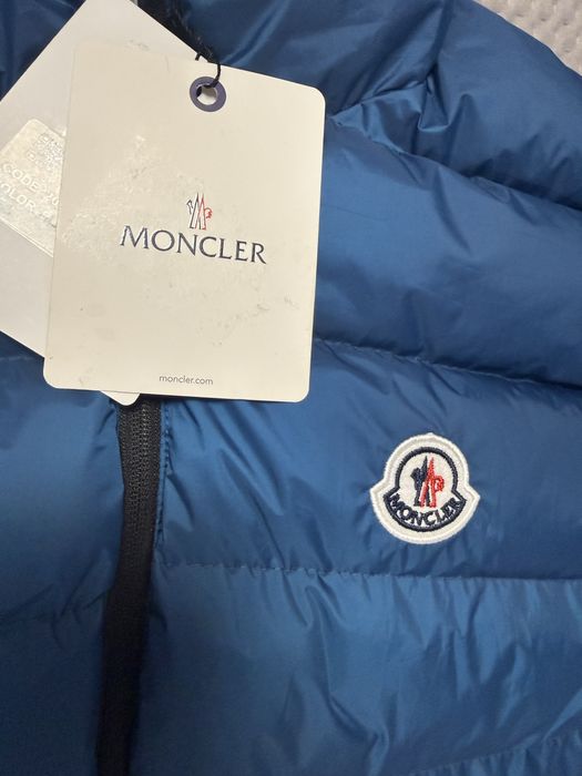 Moncler мъжки елек ! Намаление!