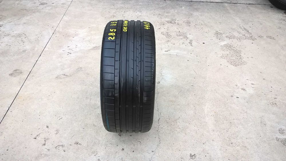 O anvelopa de vara 285 35 22 continental sportcontact 6 cu 7,5 mm