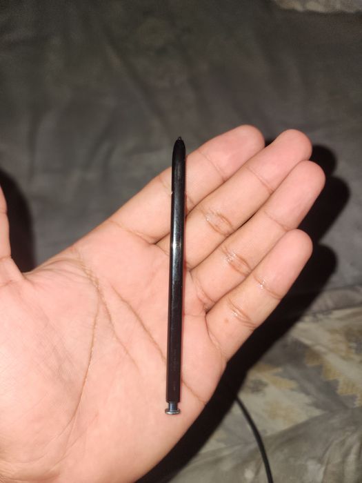 Samsung s 22 ultra ruchkasi