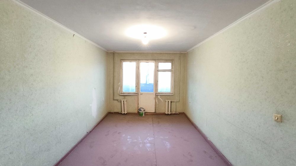 Продаётся 2-комнатная квартира на 3-ем этаже, пр.РЕСПУБЛИКИ - ОГОНЁК.