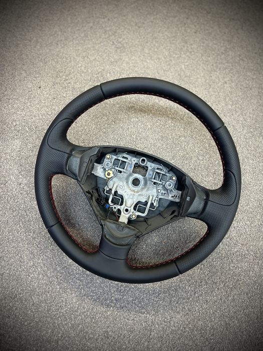 Volan piele perforata Peugeot 207,407 An 2000-2008