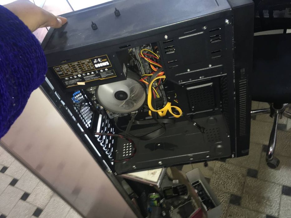 Yanggi yig'ilgan prosesor uzim uchun pul zarul uchun sotopman