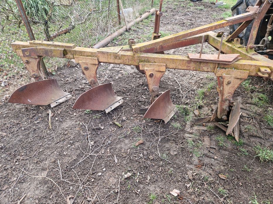 Руски плуг 4 × 25