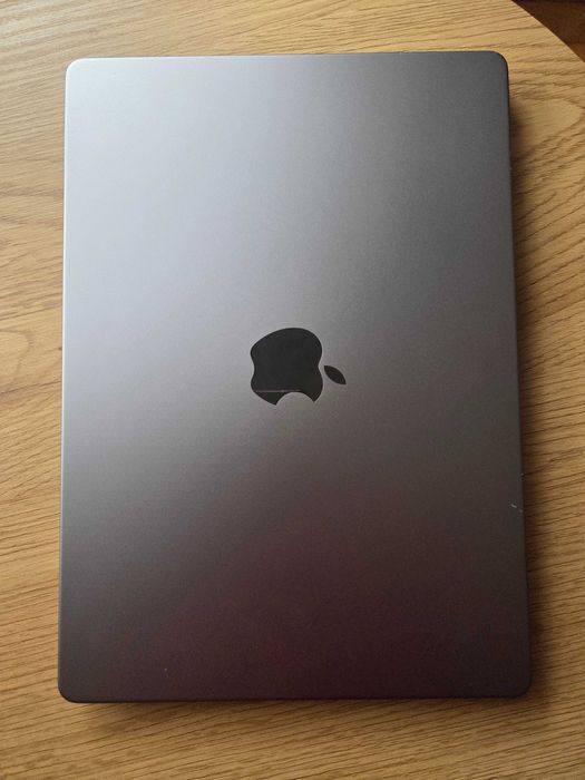 Macbook Pro 14" 2021 - M1 Pro 8-Core, 14-Core GPU