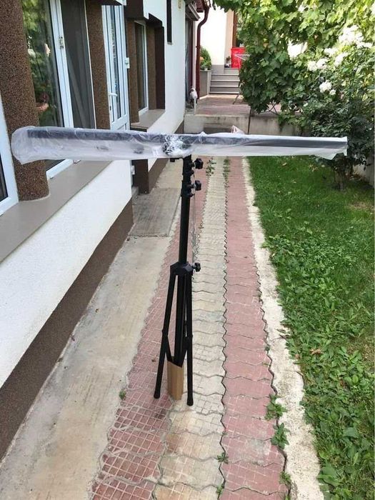 Stativ lumini nou impecabil