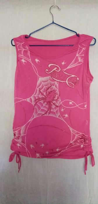 продам топы и футболку