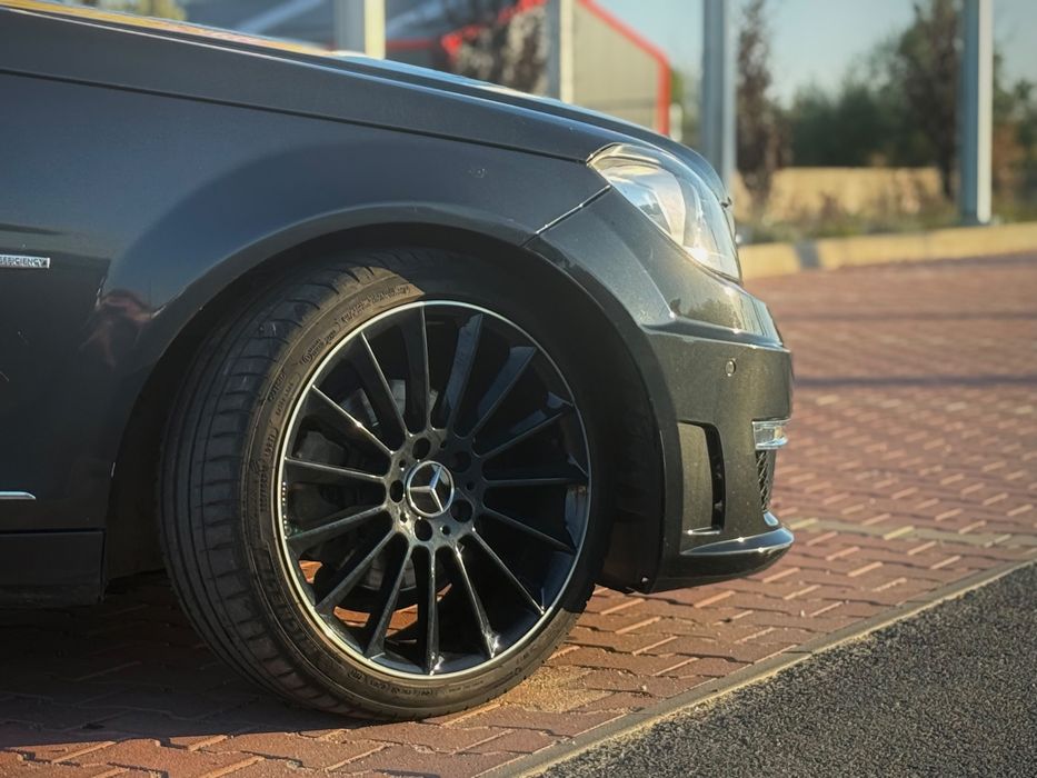 MERCEDES-BENZ C-Class 2011 — imagine 3
