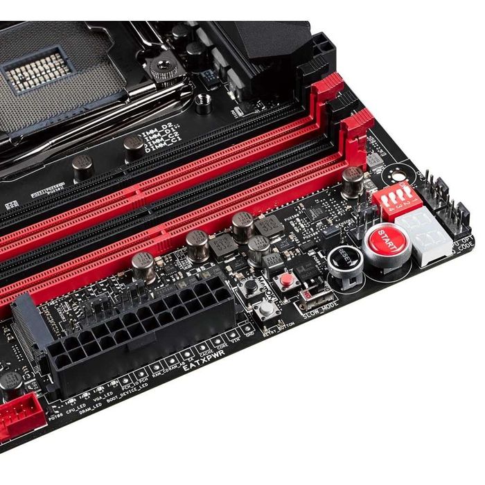 Дъно Дънна платка ASUS Rampage V Extreme 2011-3 X99 DDR4 OVERCLOCK