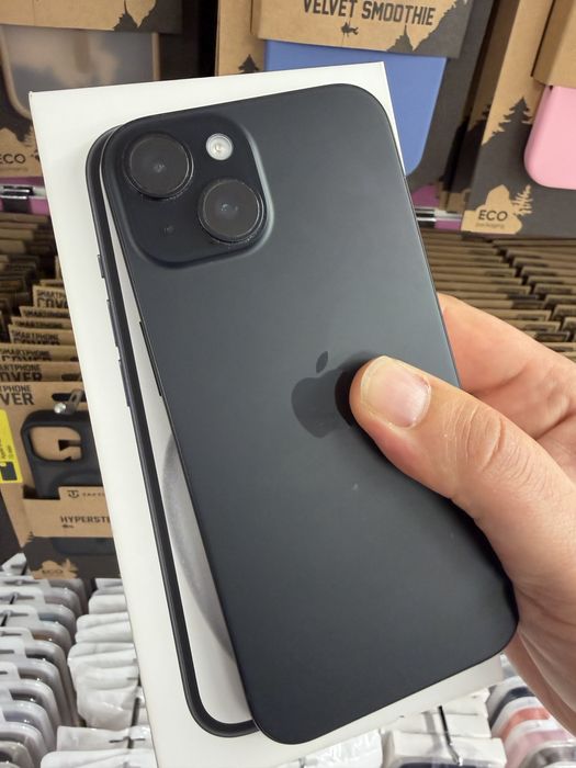 iPhone 15 128 Black , закупен на  01.10.2025,99% батерия