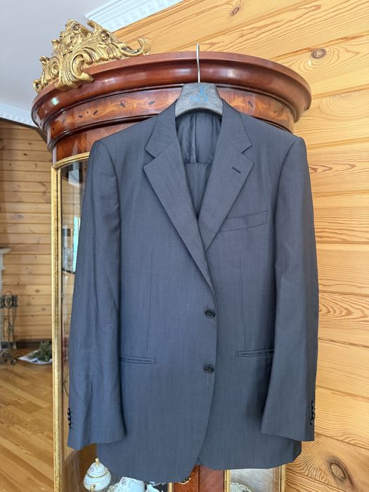 костюмы Corneliani