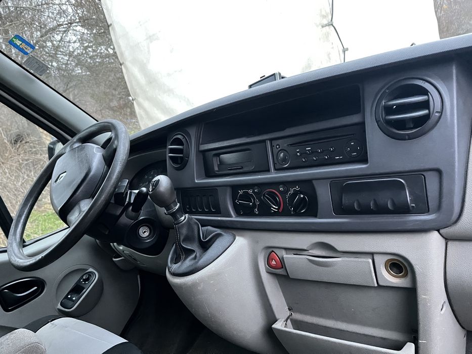 Renault master 2.5dci Климатик Швейцария Теглич