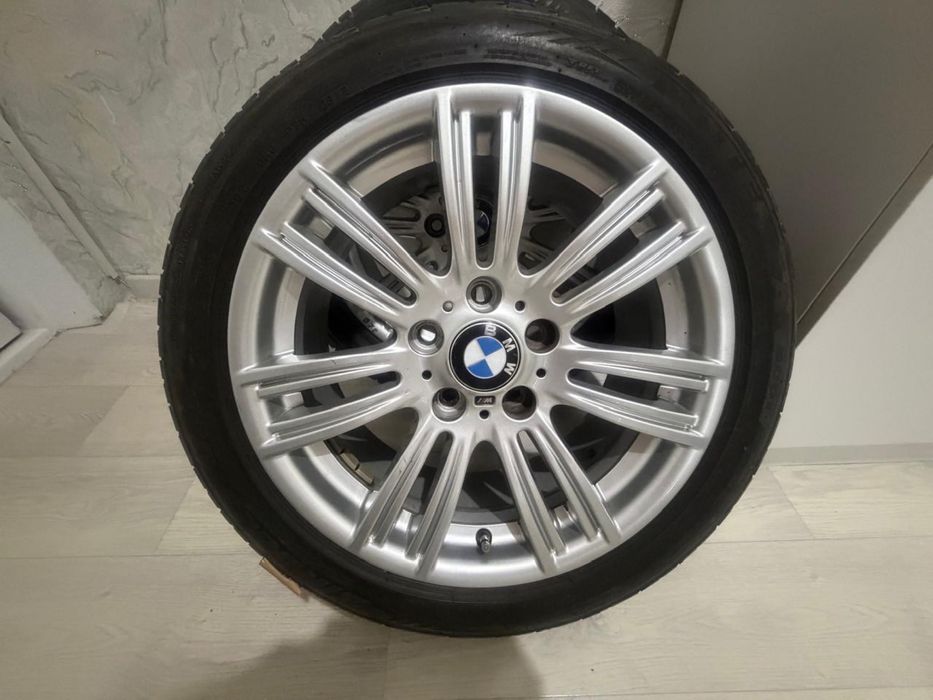 Продам диски бив R17 разноширокие