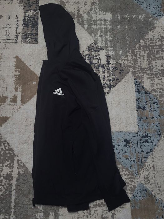 Продам кофту Adidas оригинал