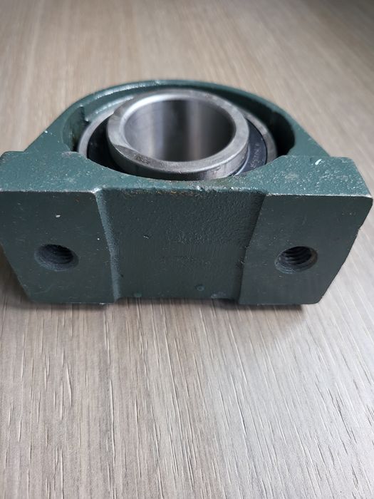 Vand rulmenti speciali/fixati/pe suport/cu gresor
