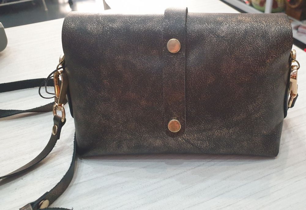 Мини дамска чанта ест.кожа