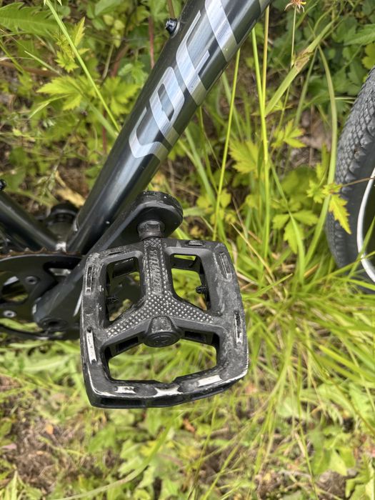 Велосипед Specialized М размер