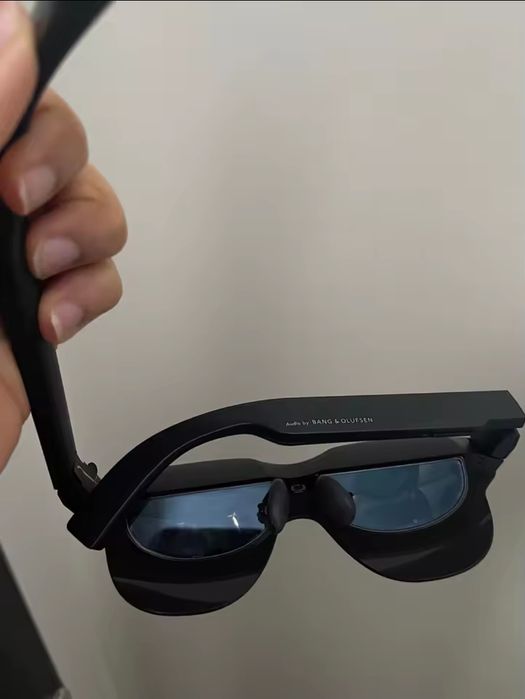 Vând Ochelari inteligenti AR RayNeo Air 4 Pro, suportă HDR1O, 3840Hz