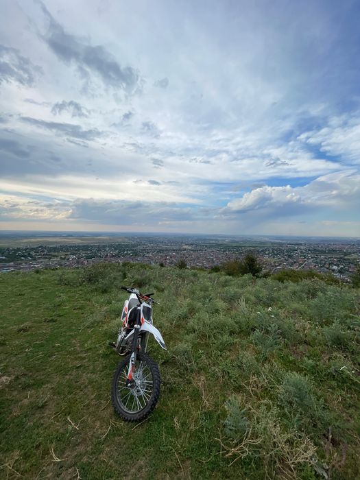 Мотоцикл kayo tt140