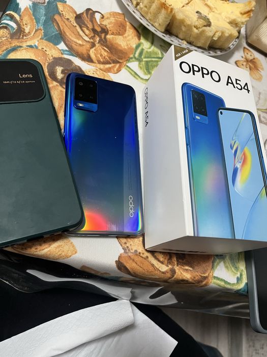 Продаю Oppo A54 в отличном состоянии