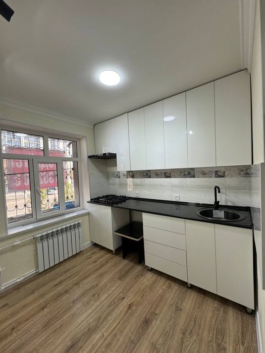 Продаётся  1/2/5  ориентр южный вокзал , нопротив новойстройка