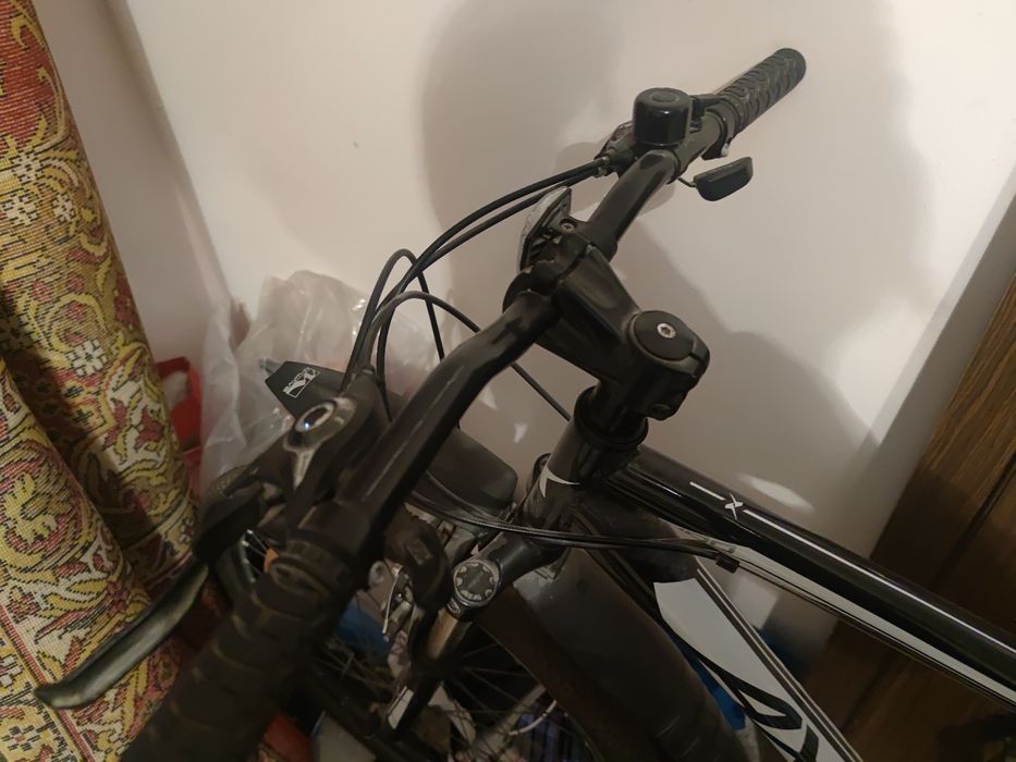 Велосипед черный Axis