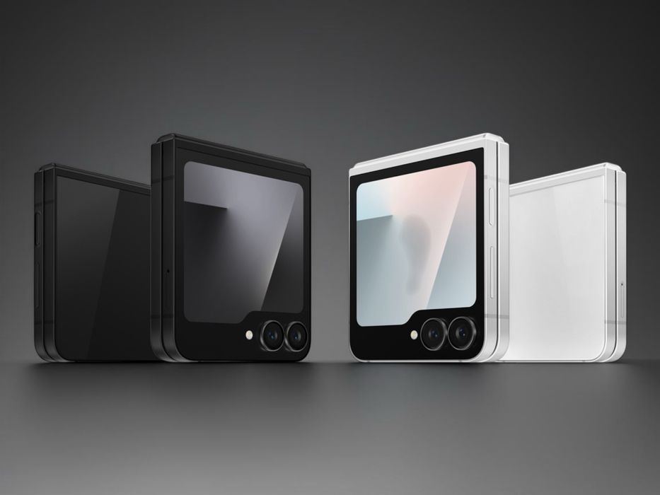 НОВ! Samsung Galaxy Z Flip 7 FE 5G 256GB White / Black 2г. Гаранция!