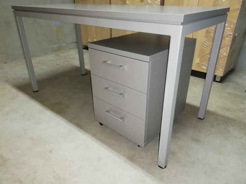 3 Бюра и 3 контейнера 1050Евро