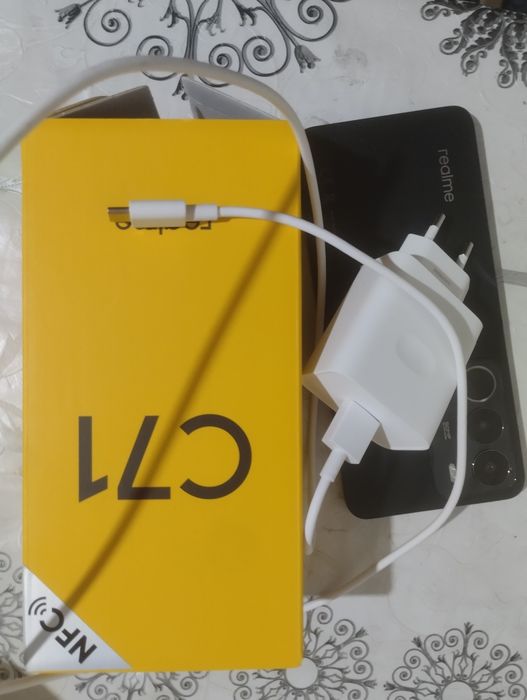 Realme c71 абсолютно новый