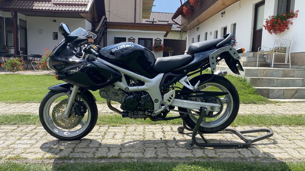 Suzuki SV 650 S  + lazi laterale noi