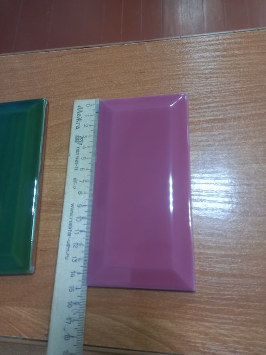 Плитка бардюр.на стенный