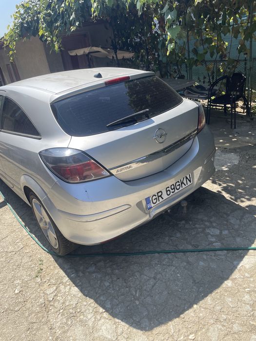 Opel astra H Gtc