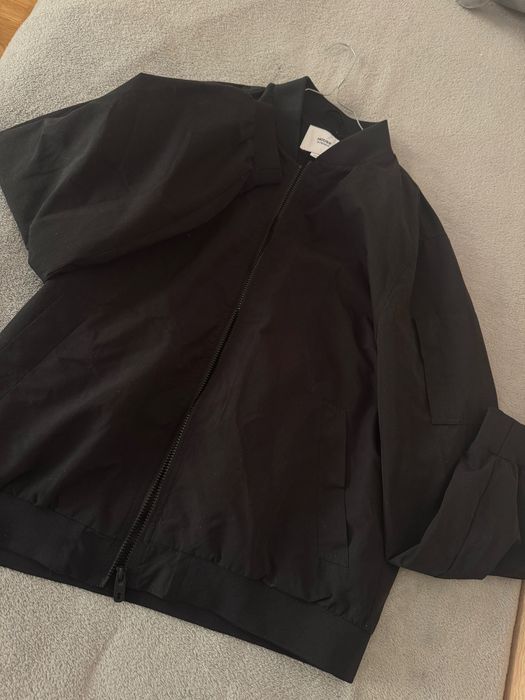 Мъжко тънко яке тип ветровка