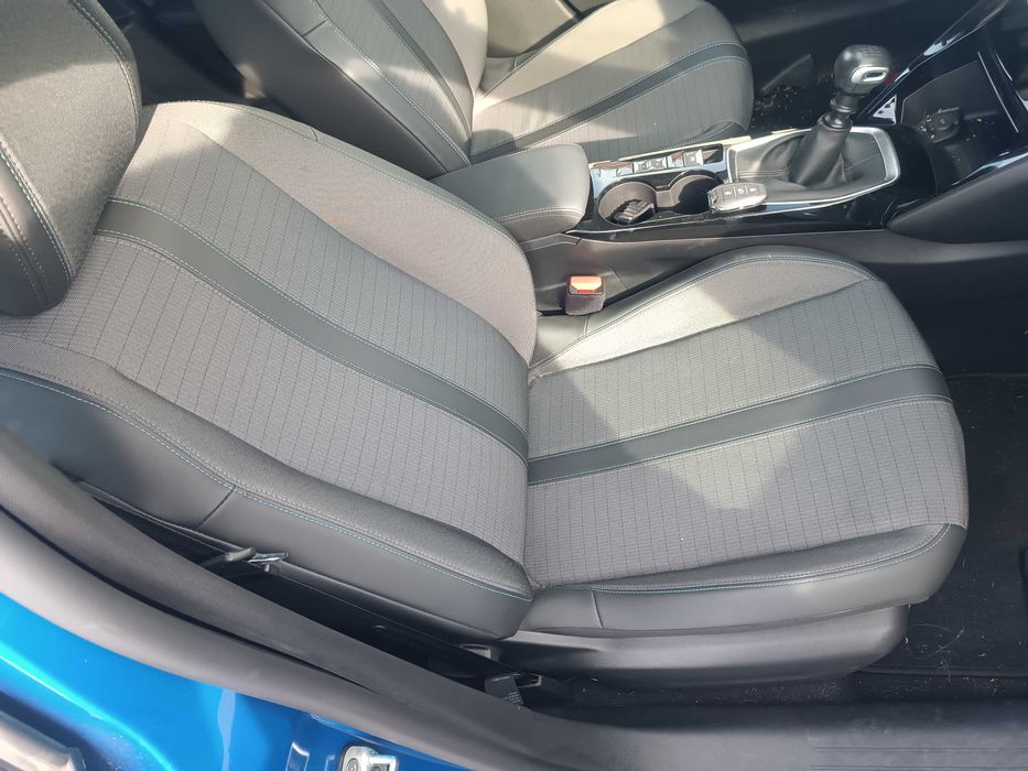 Пежо 208   / Peugeot 208  2  - 1,2I - на части