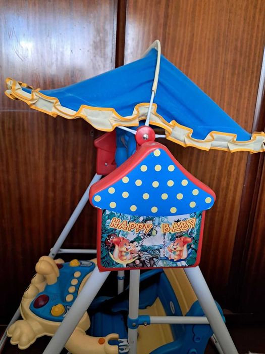 Музикална люлка със сенник