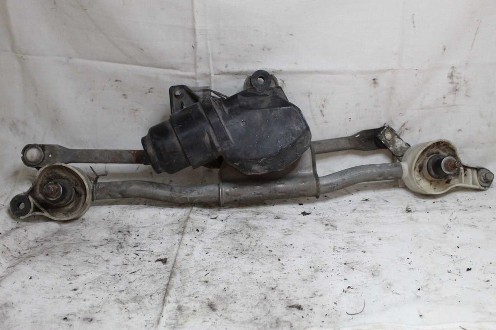 Лостов механизъм чистачки с моторче Сузуки сплаш Suzuki splash 2008