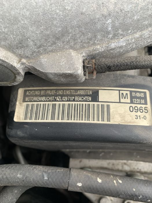 Motor 2.0 Skoda Cod AZL