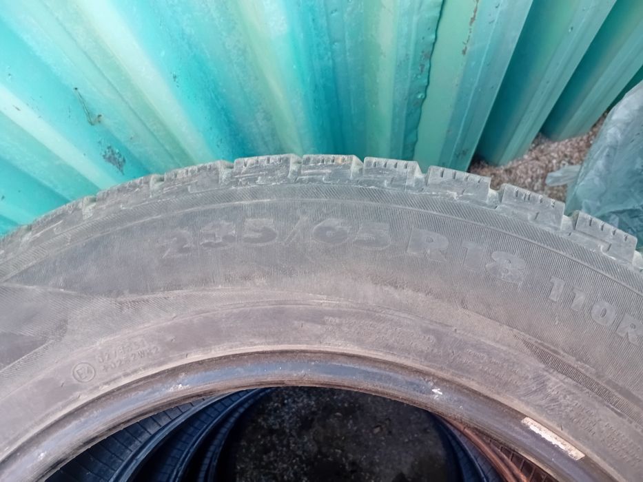 Продам резину R18 3шт