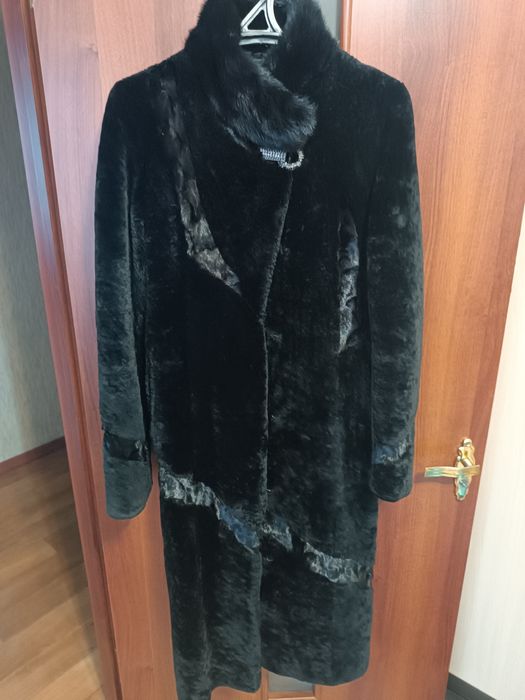 Продается шуба женская