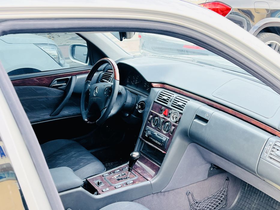 W 210 Restayling sotiladi