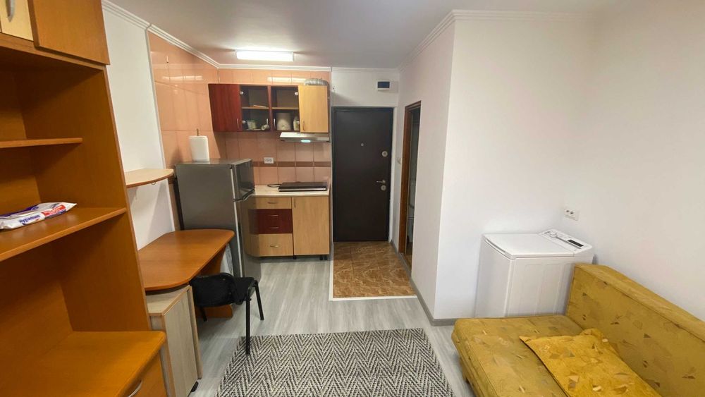 Camera de camin cu baie, renovata, mobilata si utilata | Bularga