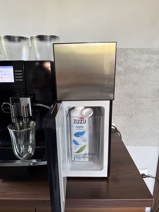 Espressor expresor aparat cafea Jura giga X8c